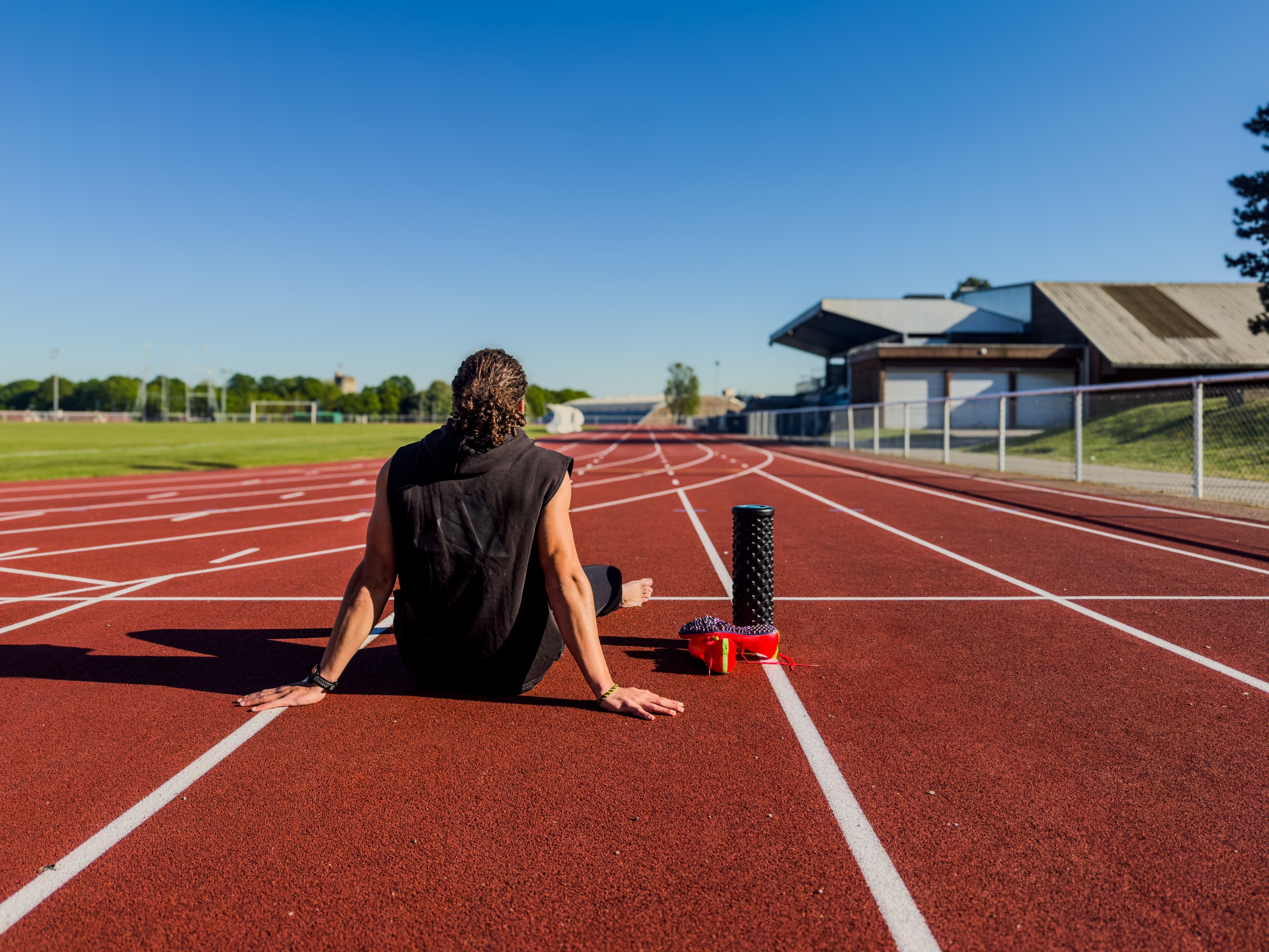 100m track — start to finish line